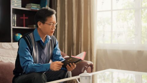 humigit-biblia-gawain-ng-Diyos