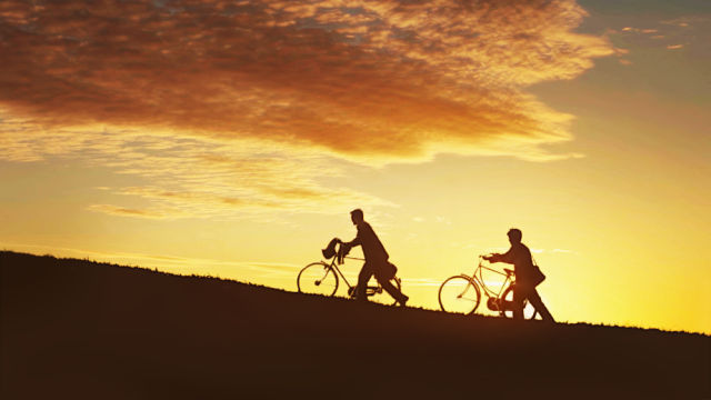 Ano ang pagsunod sa kalooban ng Diyos, at ano ang mga uri ng pagpapamalas ng mga sumusunod sa Diyos